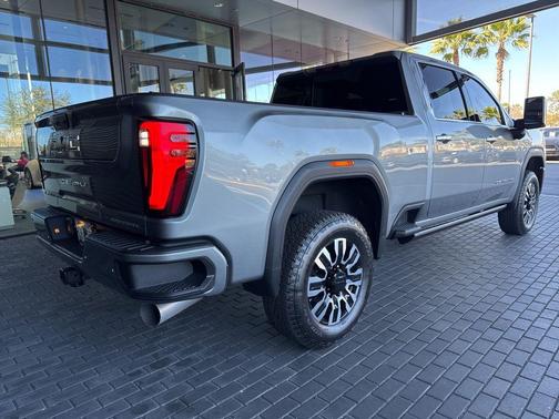 2025 GMC Sierra 3500 Denali