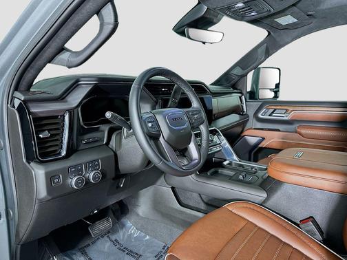 2025 GMC Sierra 3500 Denali