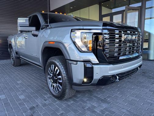 2025 GMC Sierra 3500 Denali