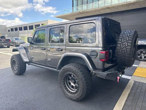Granite Crystal Metallic Clearcoat 2019 Jeep Wrangler Unlimited Rubicon