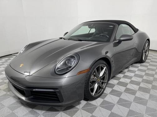 2020 Porsche 911 Carrera