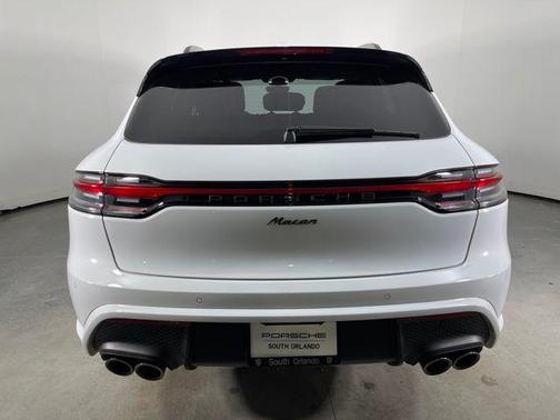 2025 Porsche Macan 