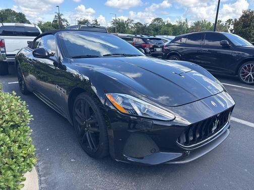 Nero Carbonio Metallic 2018 Maserati GranTurismo Sport
