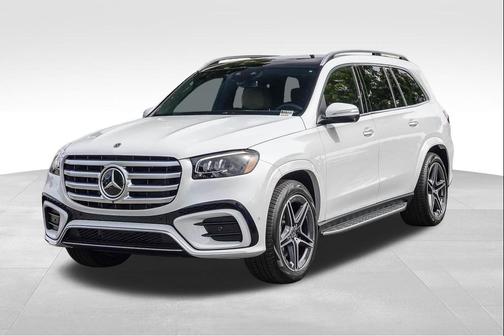 Moonlight White 2026 Mercedes-Benz GLS 450 4MATIC