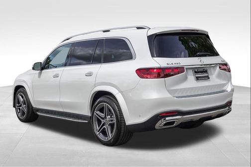 Moonlight White 2026 Mercedes-Benz GLS 450 4MATIC