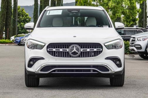 2025 Mercedes-Benz GLA 250