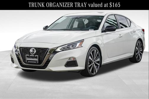 Pearl White Tricoat 2021 Nissan Altima SR FWD