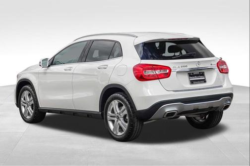 Polar White 2019 Mercedes-Benz GLA 250 4MATIC