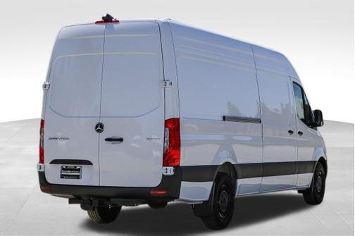 Arctic White 2025 Mercedes-Benz Sprinter 2500 High Roof