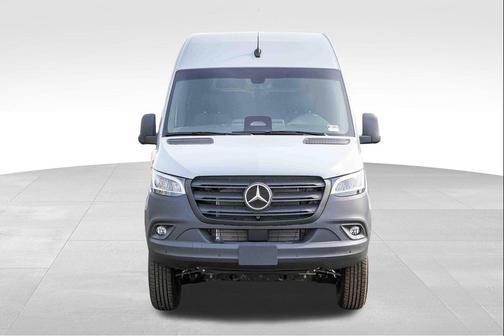 Silver Grey 2026 Mercedes-Benz Sprinter 2500 Cargo 144 WB