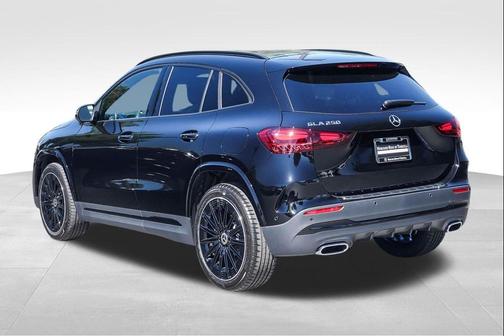 Black 2026 Mercedes-Benz GLA 250 4MATIC