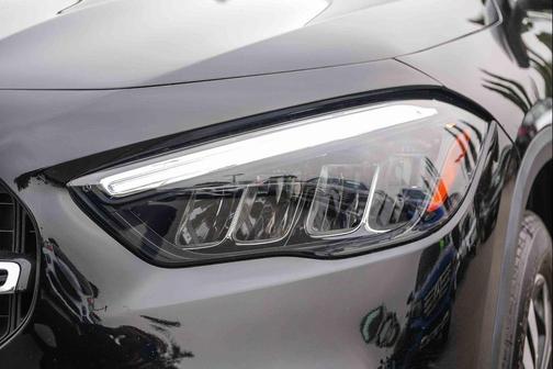 Black 2026 Mercedes-Benz GLA 250 4MATIC