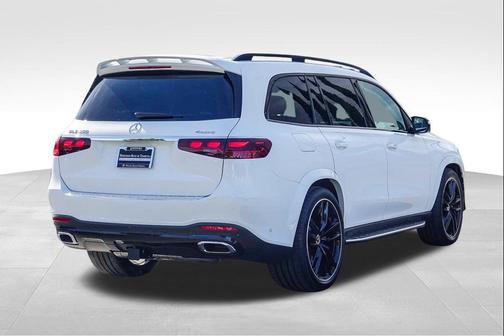 Polar White 2026 Mercedes-Benz GLS 450 4MATIC
