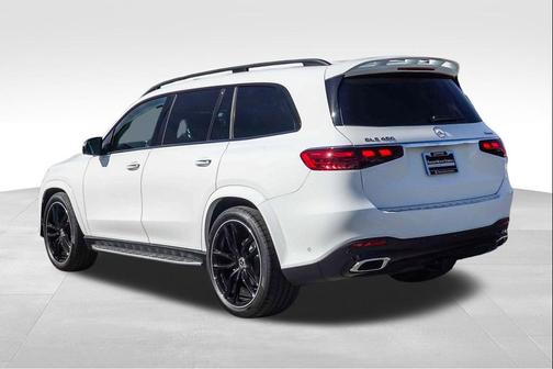 Polar White 2026 Mercedes-Benz GLS 450 4MATIC