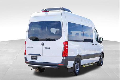Arctic White 2026 Mercedes-Benz Sprinter 2500 Standard Roof