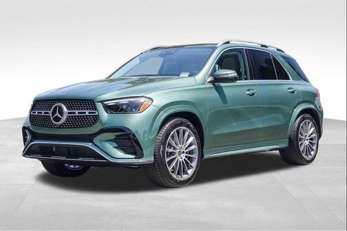 MANUFAKTUR Ireland Mid Green Metallic 2026 Mercedes-Benz GLE 450 4MATIC