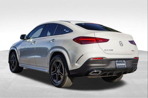 Polar White 2026 Mercedes-Benz GLE 450 4MATIC
