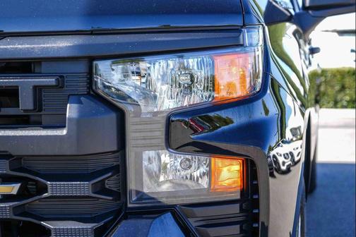 Black 2025 Chevrolet Silverado 1500 Custom