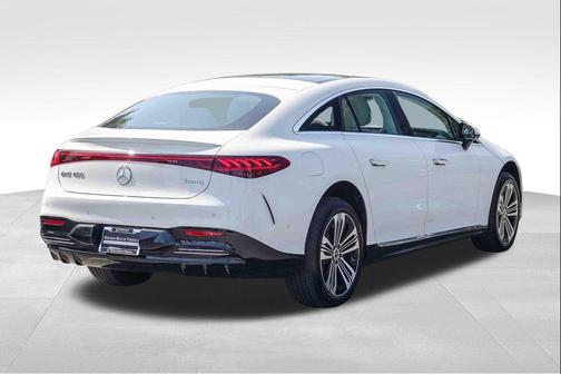 Polar White 2026 Mercedes-Benz EQS 450 4MATIC