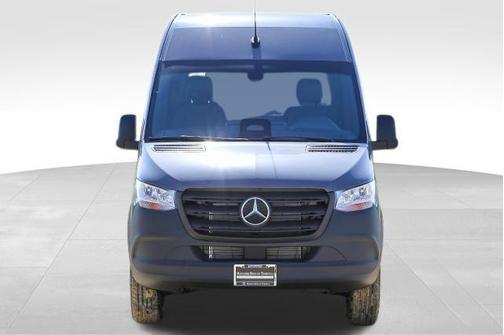Graphite 2025 Mercedes-Benz Sprinter 2500 Standard Roof