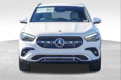 Polar White 2026 Mercedes-Benz GLA 250 4MATIC