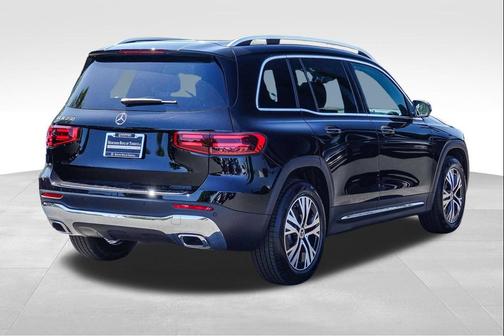 Black 2026 Mercedes-Benz GLB 250 Base
