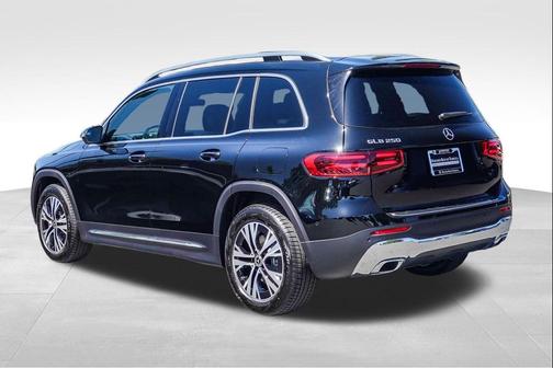 Black 2026 Mercedes-Benz GLB 250 Base
