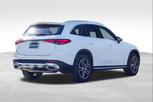 2026 Mercedes-Benz GLC 300 Base