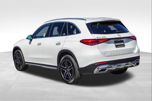 Polar White 2026 Mercedes-Benz GLC 300 Base