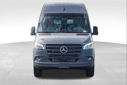 2025 Mercedes-Benz Sprinter 2500 Standard Roof