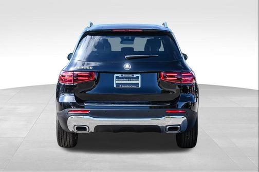 Black 2026 Mercedes-Benz GLB 250 Base