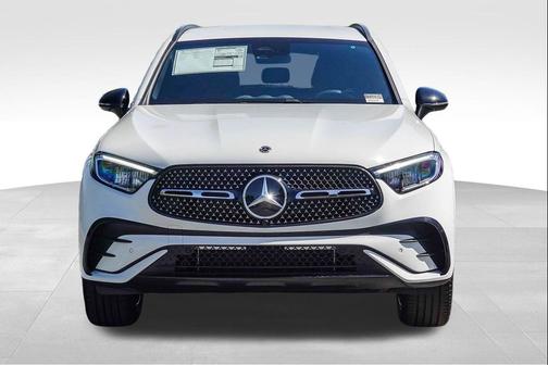 Polar White 2026 Mercedes-Benz GLC 300 Base