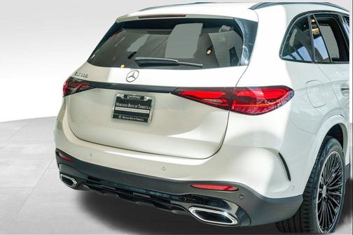 Polar White 2026 Mercedes-Benz GLC 300 Base