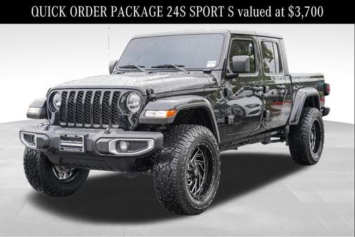 Black Clearcoat 2023 Jeep Gladiator Sport S