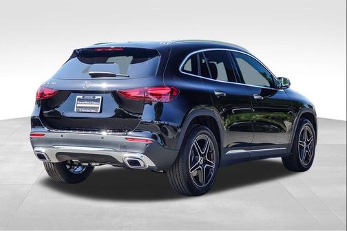 Black 2026 Mercedes-Benz GLA 250 4MATIC