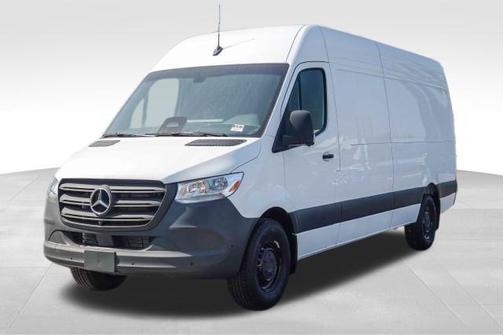 Arctic White 2025 Mercedes-Benz Sprinter 2500 High Roof