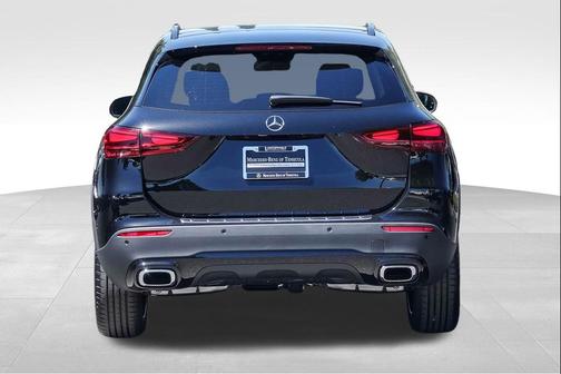 Cosmos Black 2026 Mercedes-Benz GLA 250 4MATIC