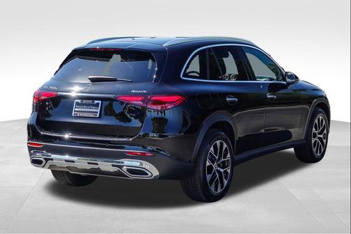 2026 Mercedes-Benz GLC 350e Base