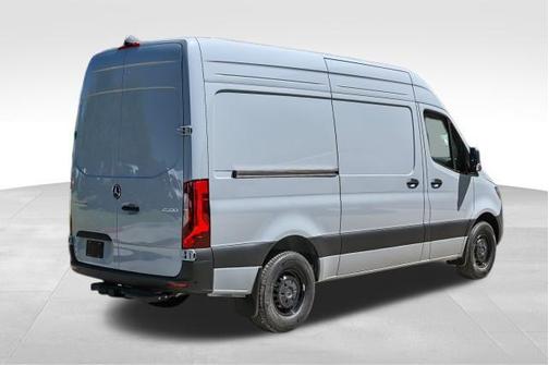 2025 Mercedes-Benz Sprinter 2500 Standard Roof