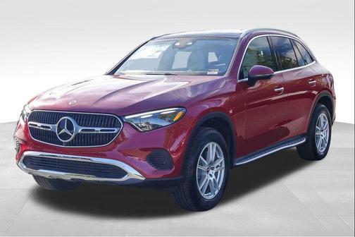 MANUFAKTUR Patagonia Red Metallic 2026 Mercedes-Benz GLC 300 Base