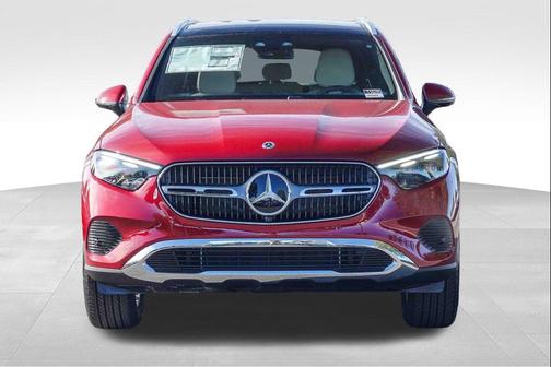 MANUFAKTUR Patagonia Red Metallic 2026 Mercedes-Benz GLC 300 Base