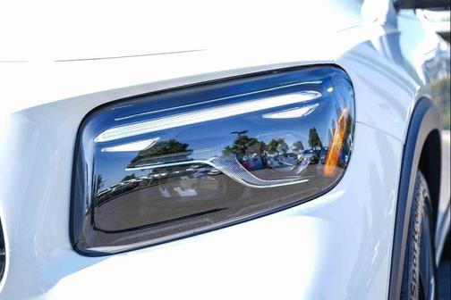 Polar White 2026 Mercedes-Benz AMG GLB 35 4MATIC