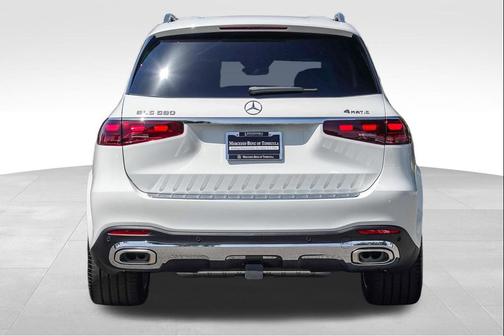 Polar White 2026 Mercedes-Benz GLS 580 4MATIC