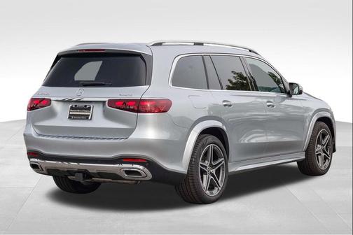 2024 Mercedes-Benz GLS 450 4MATIC