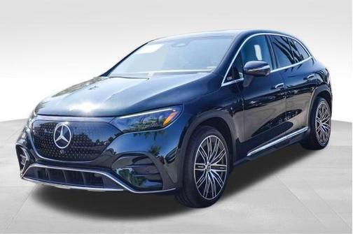 Emerald Green Metallic 2023 Mercedes-Benz EQE 500 4MATIC