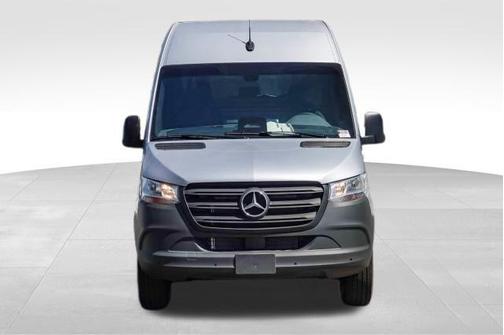 Silver Metallic 2025 Mercedes-Benz Sprinter 2500 Standard Roof