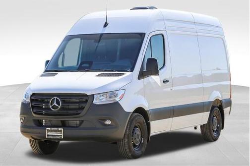 Arctic White 2025 Mercedes-Benz Sprinter 2500 Standard Roof