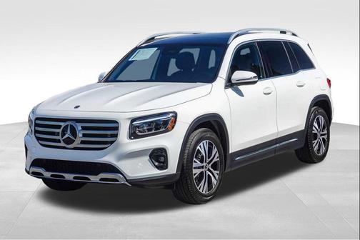 Polar White 2026 Mercedes-Benz GLB 250 Base