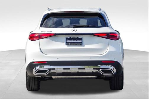 Polar White 2025 Mercedes-Benz GLC 300 Base