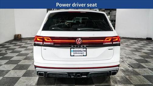 2025 Volkswagen Atlas 2.0T Peak Edition